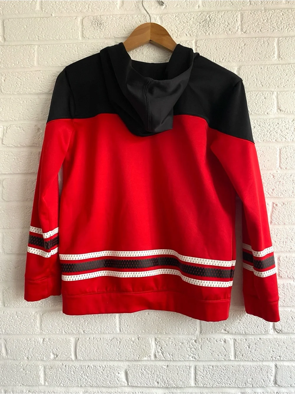 NHL Detroit Red Wings Red Lace-Up Pullover Hoodie Sweatshirt Hockey Youth XL